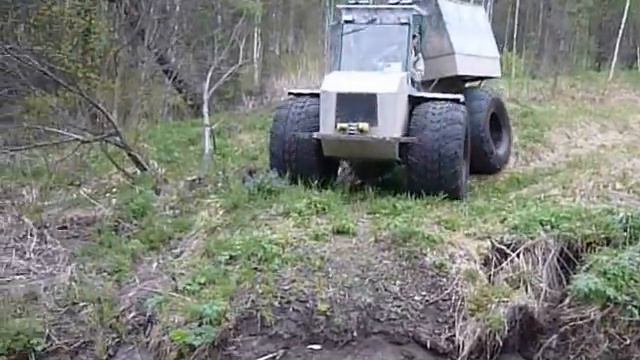 Вездеход "Болотный Проходимец" Весна 2012. смотреть онлайн