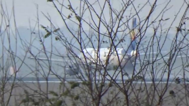 Planespotting Schönefeld Airport | November 2017 смотреть онлайн