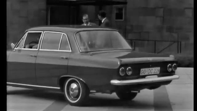 Opel Kadett Coupé Auf Der IAA 1965