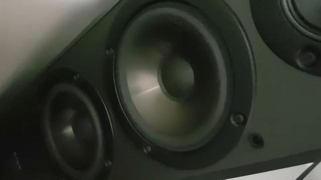 Cygnus PA800 tocando em uma Sony SS MF 515 смотреть онлайн