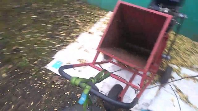 Самодельный измельчитель веток (щепорез) в работе смотреть онлайн