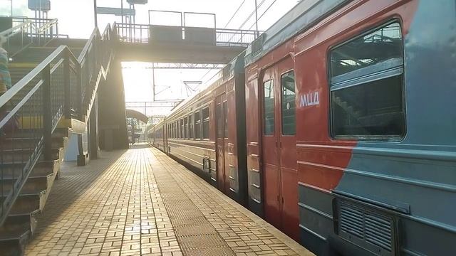 ЭД4М-0050/0029 на платформе Никольское МЦД-4 смотреть онлайн