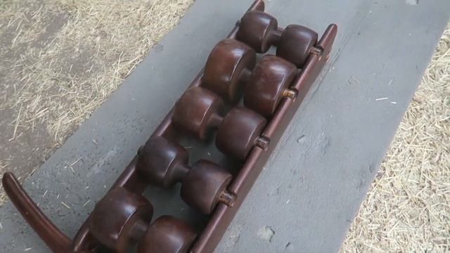 Танцетерапия, арт терапия, смехотерапия, мантры и боевые искусства - Зачем едут на сказочный город? смотреть онлайн