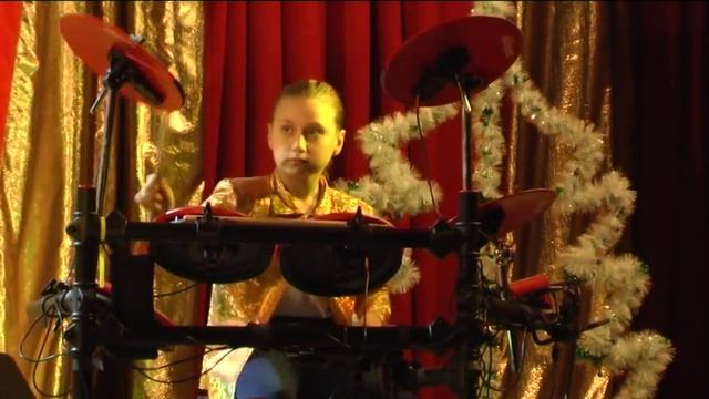 Софья Соколова с папой Топор Йекети смотреть онлайн