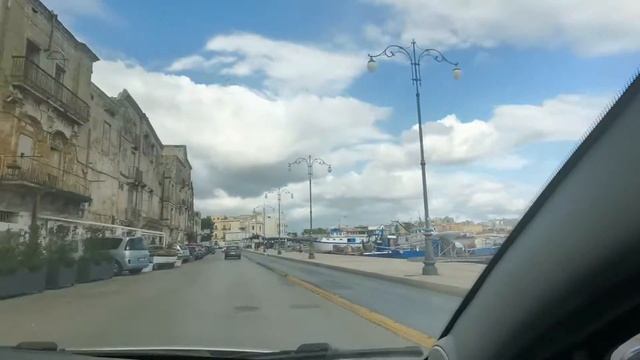Taranto Vecchia. Таранто, старый город. смотреть онлайн