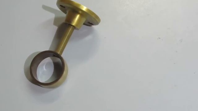 Крепление для латунного полотенцесушителя Ф 32 мм: показывает Альбатрос-Сантехника смотреть онлайн