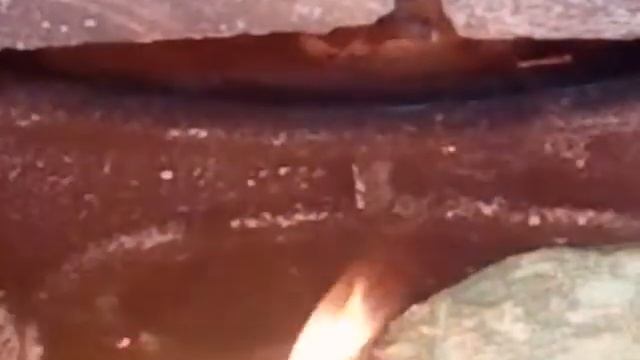 Сажа горит в дровяной печи смотреть онлайн