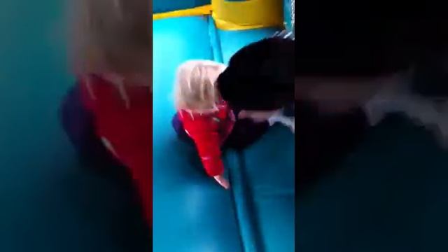 Block party jumpy house смотреть онлайн