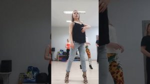 Кизомба Женский Стиль Связка. Движения корпусом.