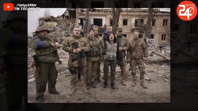 🔥Chiến Sự Nga – Ukraine 11/02 | Nga Điều 17 Tàu Chiến Mang Tên Lửa Áp Sát Khiến Ukraine KHIẾP SỢ смотреть онлайн
