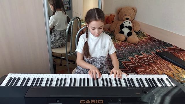 Барток Б. - Пьеса, Свиридов Г. - Парень с гармошкой смотреть онлайн