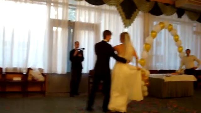 Свадебный танец:Юля и Сергей смотреть онлайн