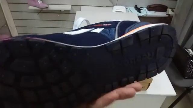 Кроссовки Reebok Classic GL6000 в магазине youmarket.kz смотреть онлайн