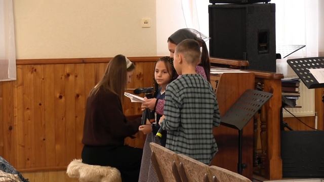 Пение детей "Там дома у Него, там где на душе тепло" 12.11.2023. смотреть онлайн