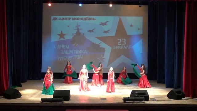 Танец 'Розы' на 23 февраля (Даша) смотреть онлайн