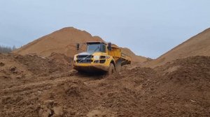 Вольво. думпер.