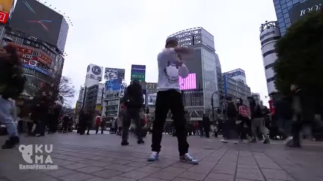 Крутой танцер на улицах Японии смотреть онлайн
