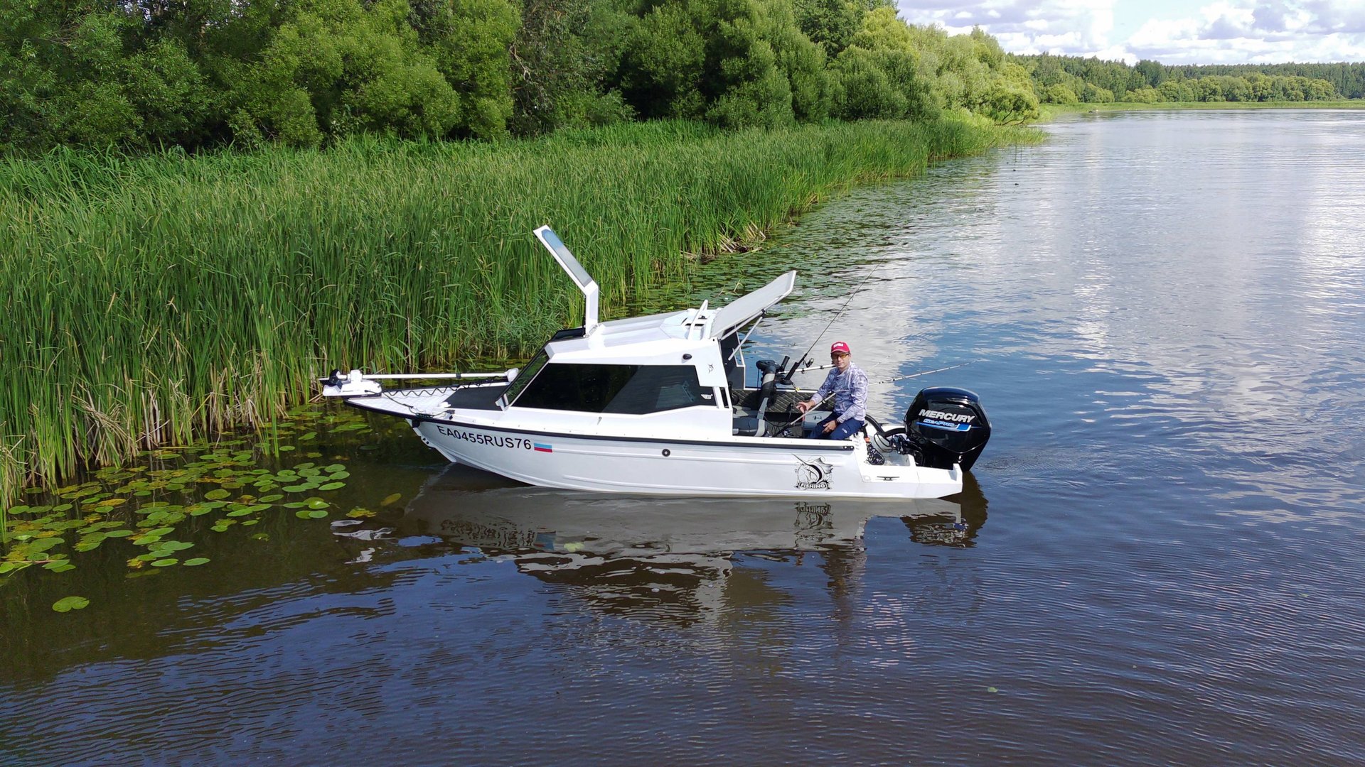 Обзор лодки Беркут L-HT Open
(14.08.2024)