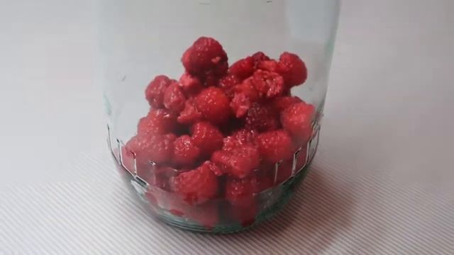 Компот из малины с мятой на зиму. Рецепт компота из малины смотреть онлайн