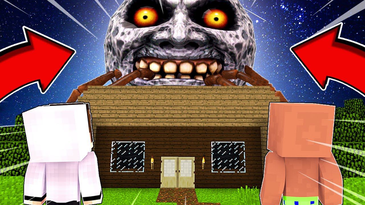 НУБ и ПРО защищают свой дом майнкрафт от ЛУНЫ ПАУКА ХУЛИГАНА и Троллинг Ловушка Minecraft! смотреть онлайн
