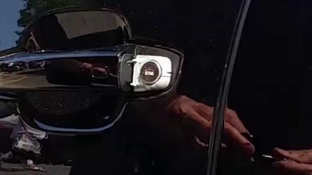 How to Open and Start Audi Q7, post 2016 with a dead key fob battery. смотреть онлайн