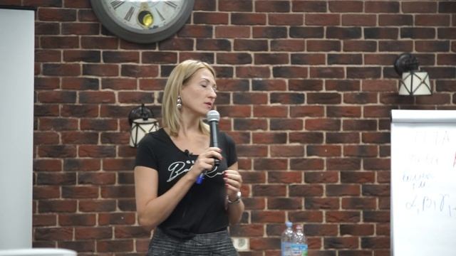 Лера Хижная про молитвы и медитации смотреть онлайн