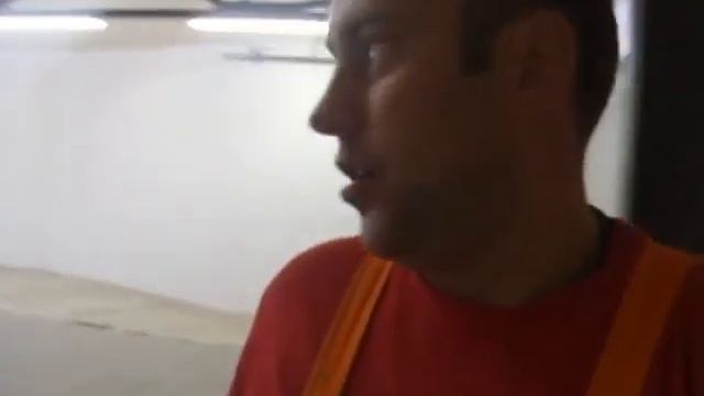 личный гараж депутата евро-парламента г. Мирского смотреть онлайн