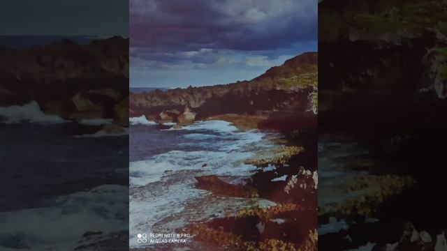 Mountain and sea on Grieg in the holl of the mountain king. смотреть онлайн