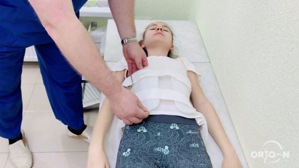 Как правильно надевать корсет Шено.