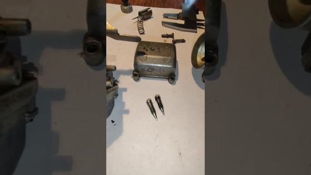 Регулировка карбюратора К39 Зид Пилот #1 смотреть онлайн