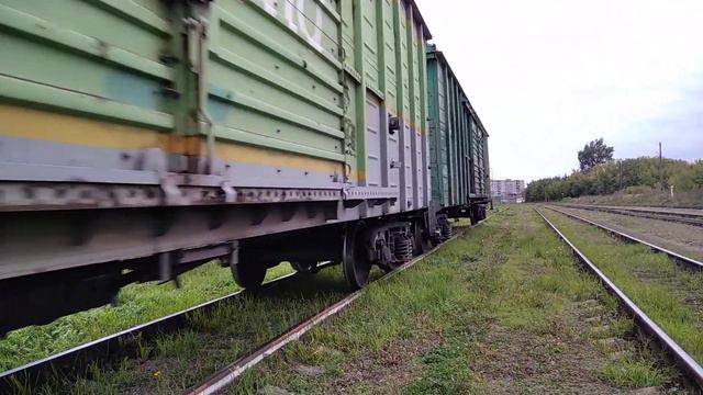 Отправление Тепловоза ЧМЭ3-6052 Со Станций Металлист С 7 Крытыми Вагонами смотреть онлайн