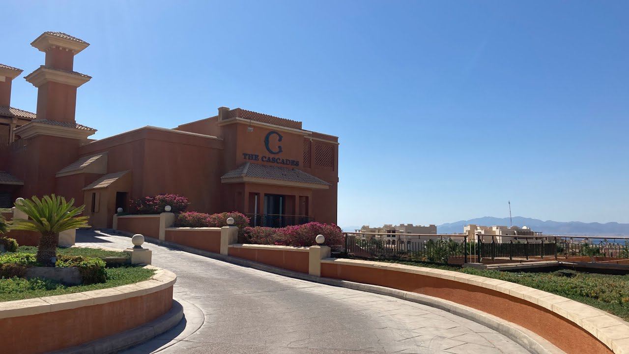 The Cascades Golf Resort смотреть онлайн