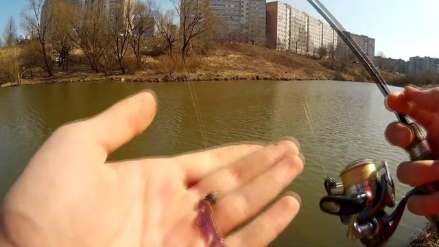 Городская рыбалка. Рязань. Ловля окуня в городе. смотреть онлайн