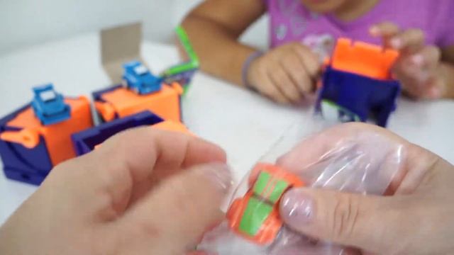 Micro Wheels - Tiny Cars смотреть онлайн