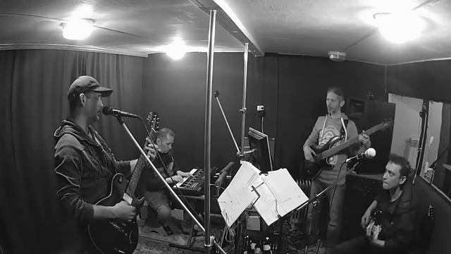 группа Плюс&Минус - Диктофоны (кавер песни группы Танцы Минус) смотреть онлайн