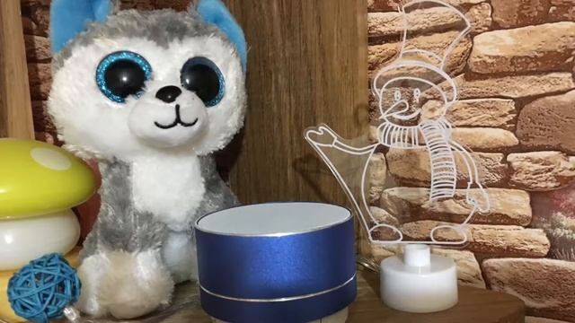Беспроводная портативная мини-колонка A10 смотреть онлайн