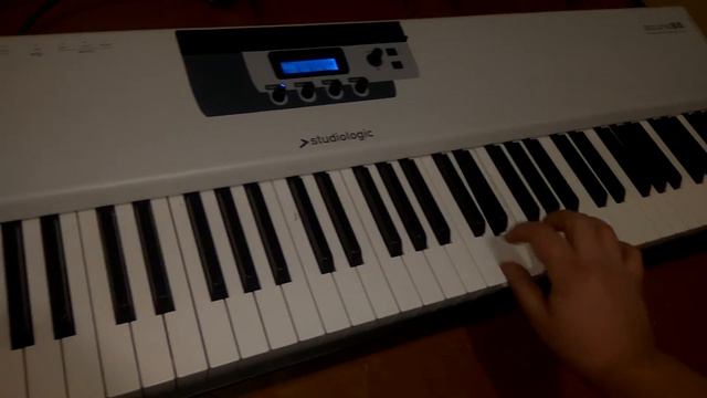 Аналоговый синтезатор Midibox SID на 6581R4AR смотреть онлайн