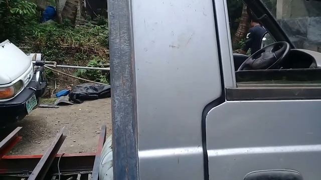 HYUNDAI  GRACE  VAN  CONVERT TO DRAP SIDE PART 4