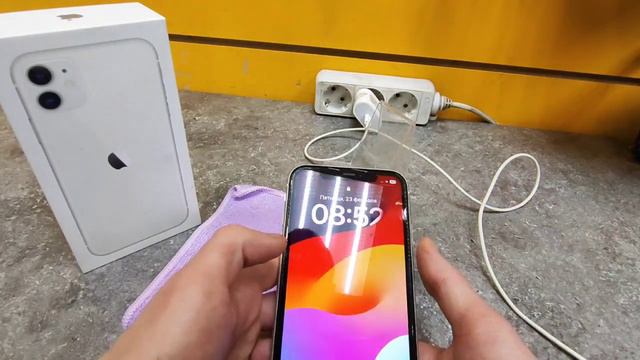 Обзор на Смартфон Apple iPhone 11 4/64 Gb белый смотреть онлайн