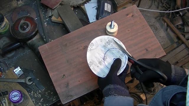 2/3 Самодельные шканты часть 2 Снятие фаски на торцах шканта . смотреть онлайн