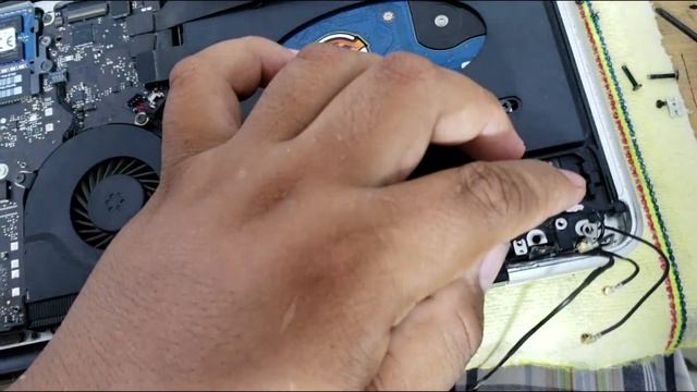 Instalar 2 Discos Duros En Macbook Pro A1278 Con Caddy/Adaptador Sata смотреть онлайн