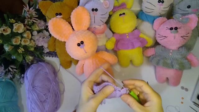Мастер-класс по вязанию платья, бантика и шарфика для Зайки-Котика ??!!!#вяжуназаказ #длядетей . смотреть онлайн