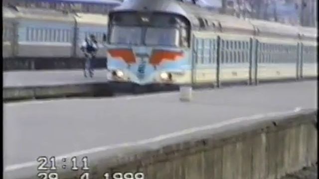 Ст. Таллин-Балти в 1998ом году / Tallinn main station in 1998 смотреть онлайн