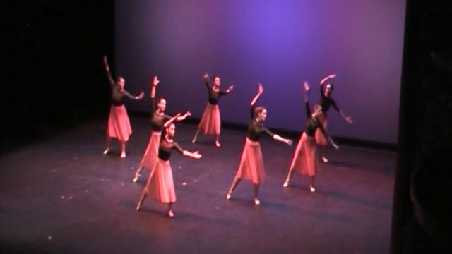 Paso a Dos: Escuela de Danza: Asesinato en el Orient Express смотреть онлайн