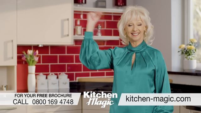 Kitchen Magic Advert 2021 - As Seen On TV - Ft. The Lovely Debbie McGee смотреть онлайн