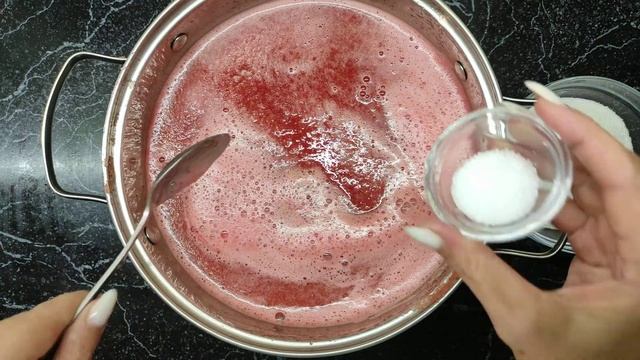 Закатываем арбузный сок на зиму!!! смотреть онлайн