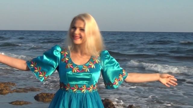 Дуэт "Бирюза" -"На побывку едет молодой моряк" смотреть онлайн