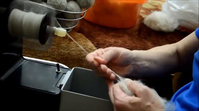 прядение шерсти Южнорусской овчарки смотреть онлайн