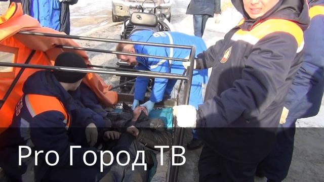 Спасение мужчины из снега смотреть онлайн