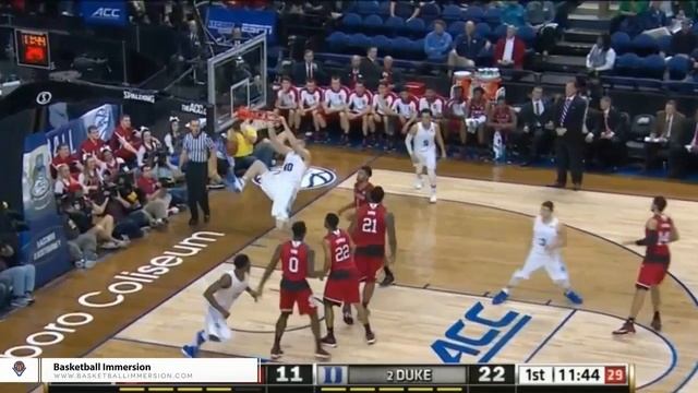 Game Examples: The Stab Dribble Basketball First Step смотреть онлайн